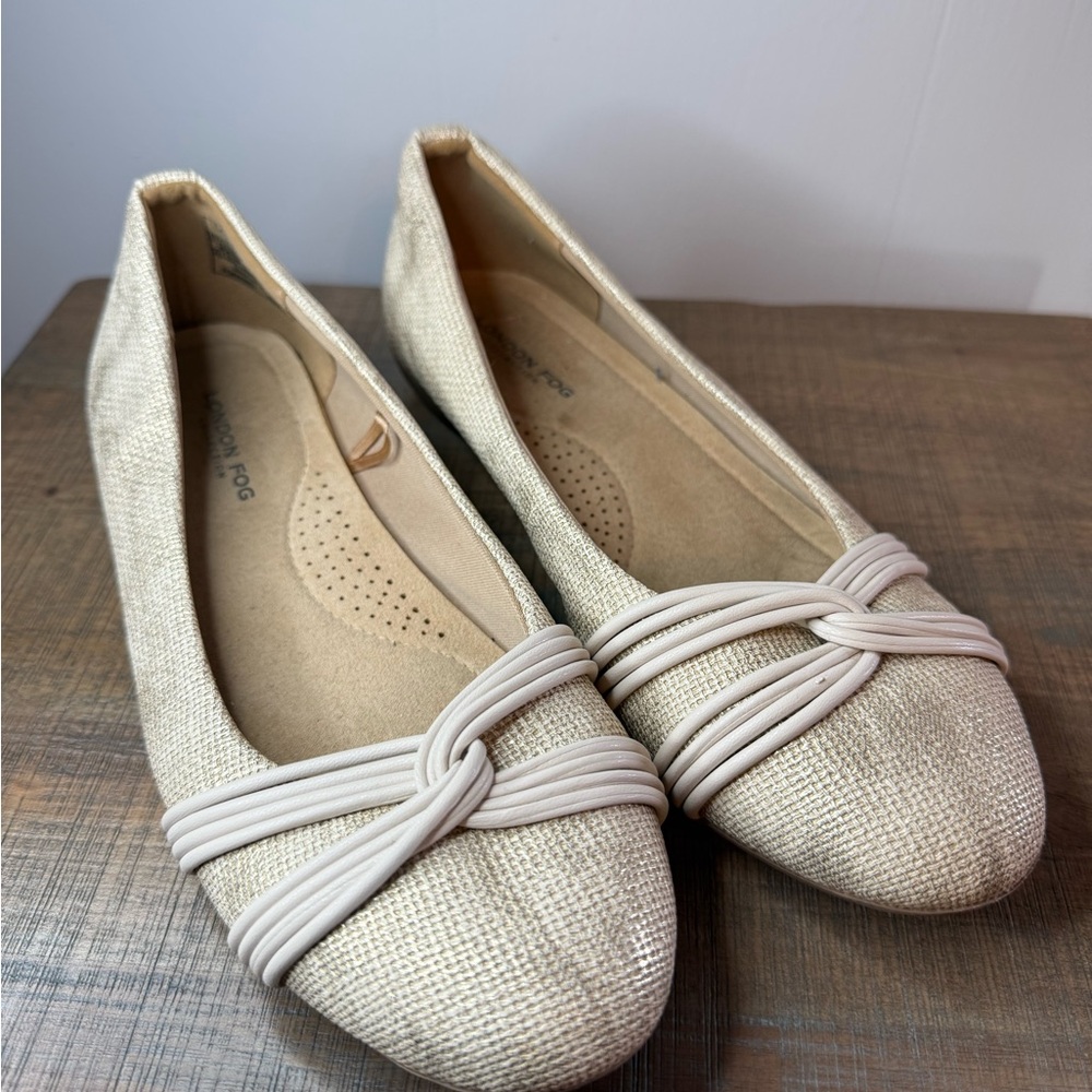 London Fog Cream Textured Flats
